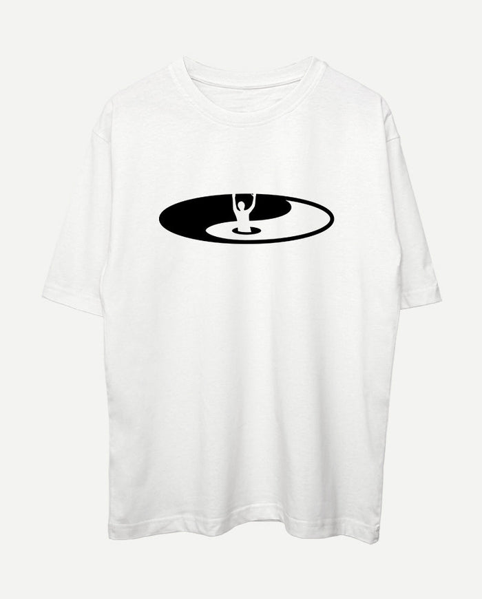 Escape from evil Oversize Tişört