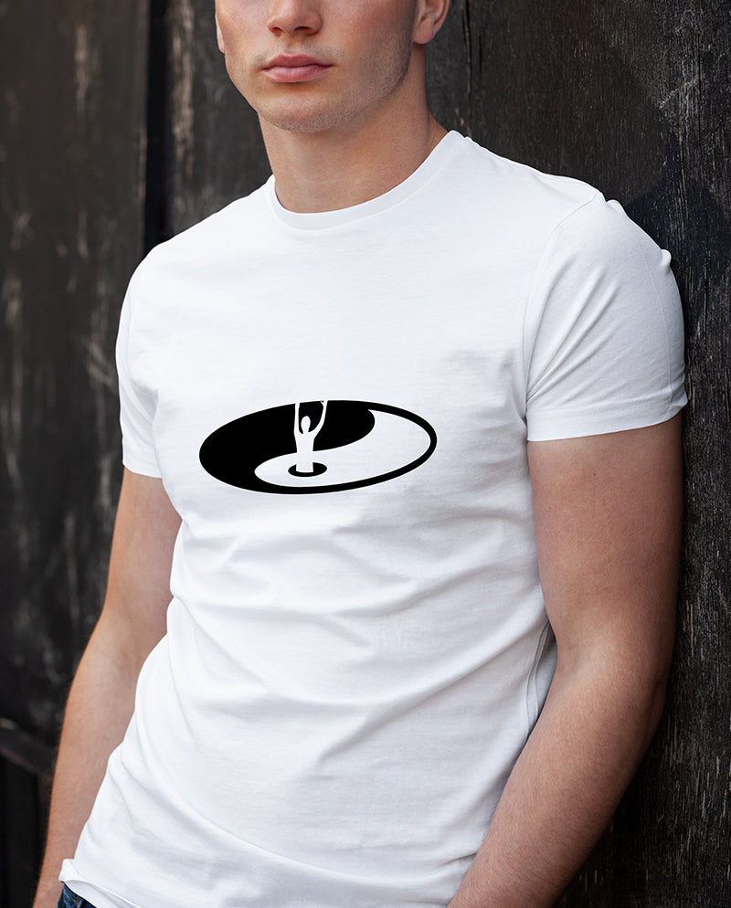 Escape from evil Erkek Tişört