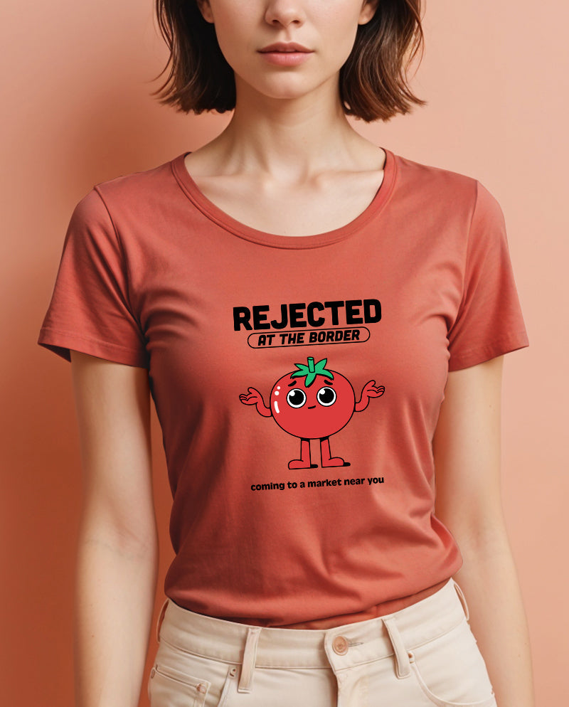 Gümrükten Dönen Domates Geniş Yaka Tişört