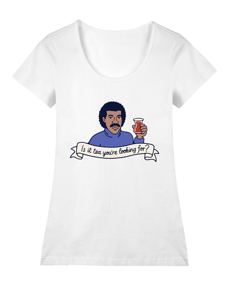 Is it tea you’re looking for? Geniş Yaka Tişört