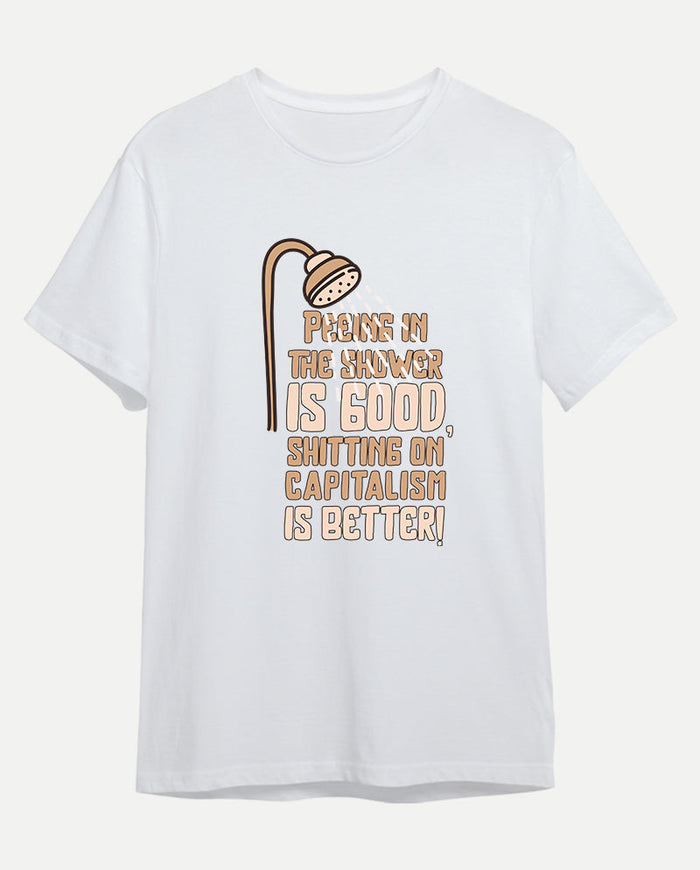 Sh*tting on capitalism Erkek Tişört