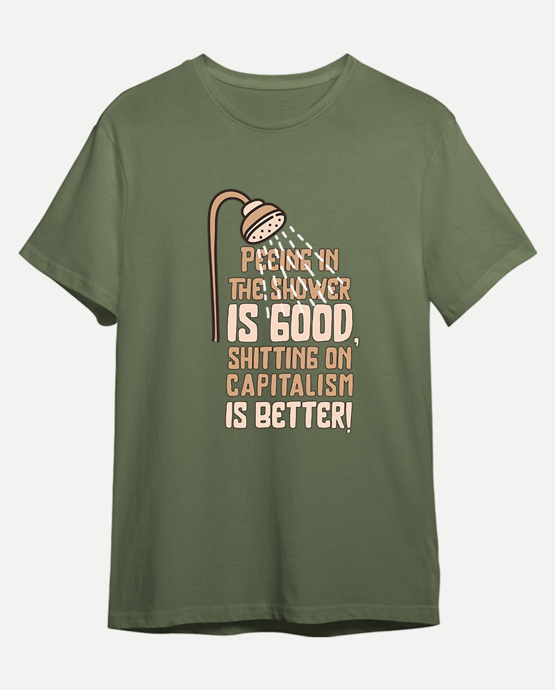 Sh*tting on capitalism Erkek Tişört