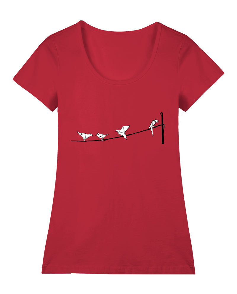 I Am Not Alone Geniş Yaka Tişört