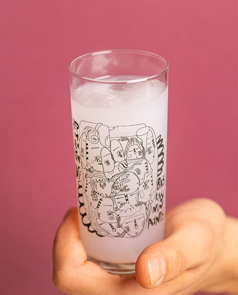 Hepimiz Bir Klasik Rakı Kadehi