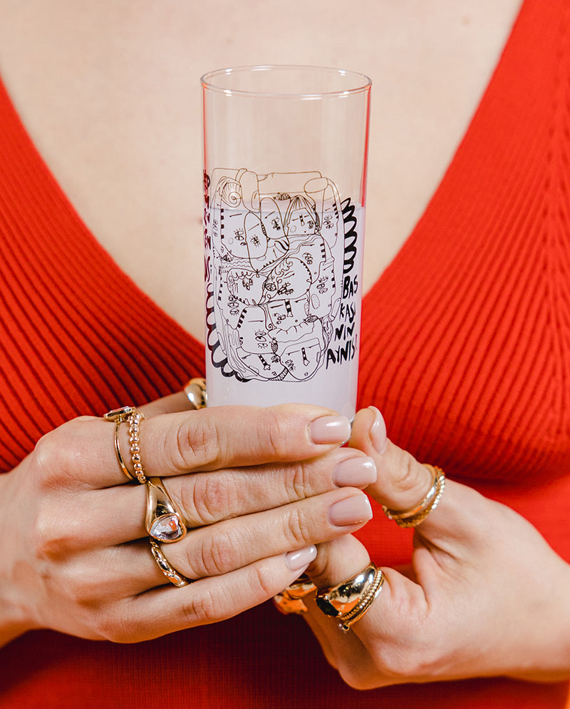 Hepimiz Bir Klasik Rakı Kadehi