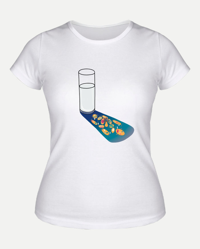 Kalabalık Yalnız Kadın Tişört