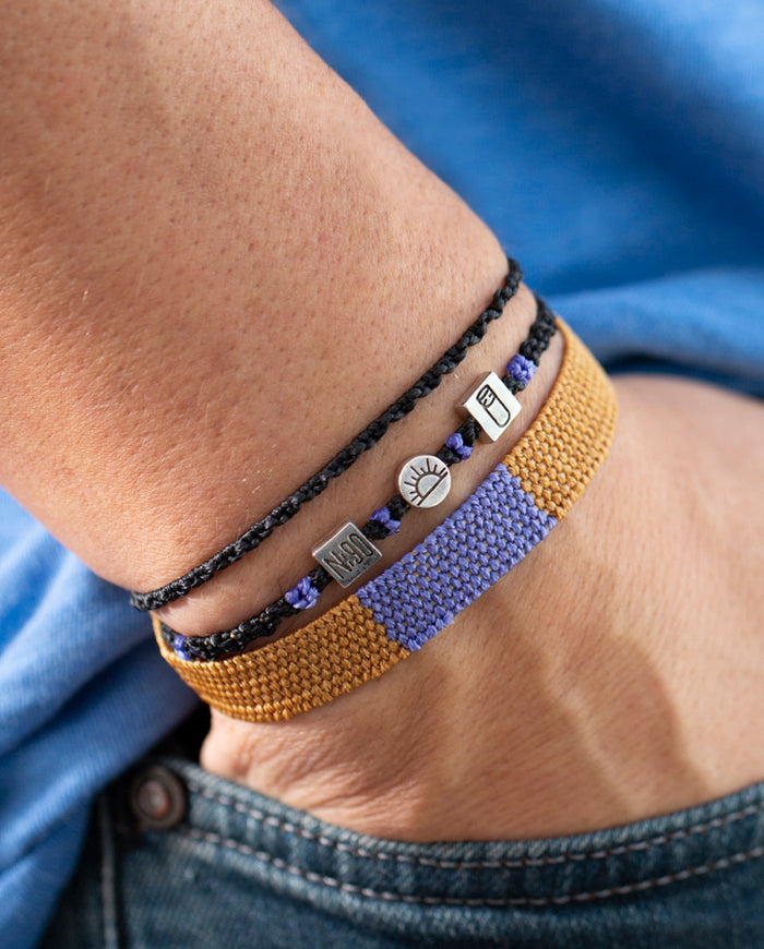 Muhabbet Sokağı, Gümüş Bileklik