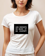 Les enfants de Marx et de ChatGPT Geniş Yaka Tişört