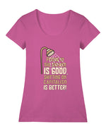 Sh*tting on capitalism Geniş Yaka Tişört